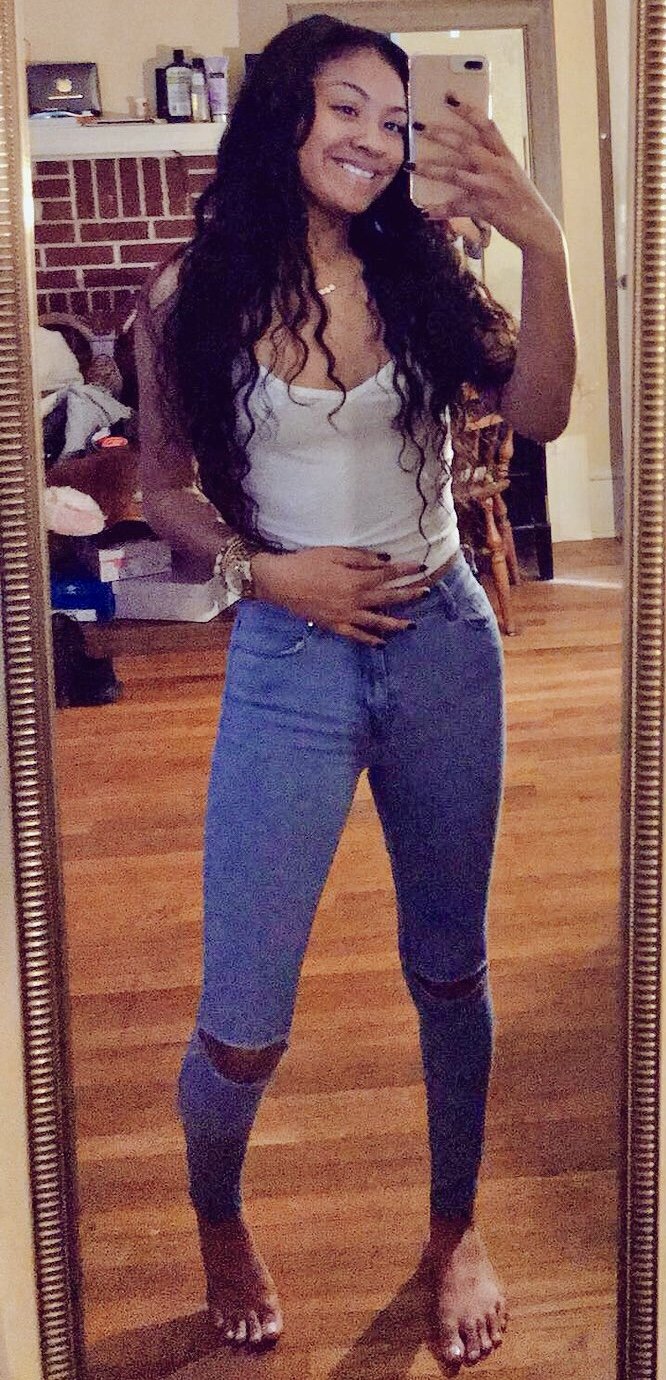 petite IRL blasian college mom with the cutest face #LH5B1y2Q
