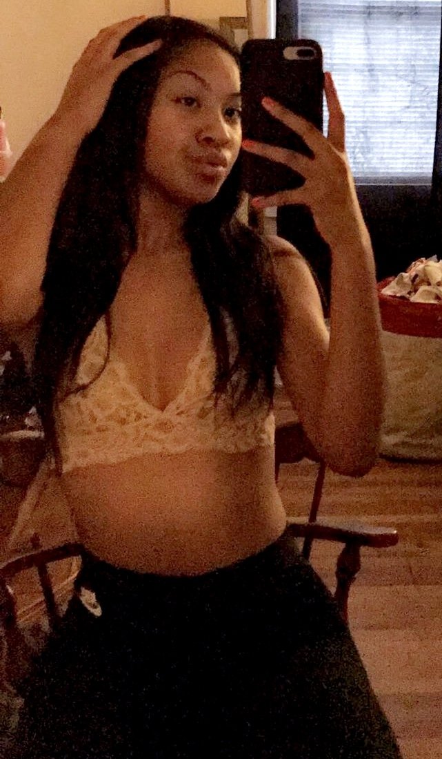 petite IRL blasian college mom with the cutest face #LN4W3yEo