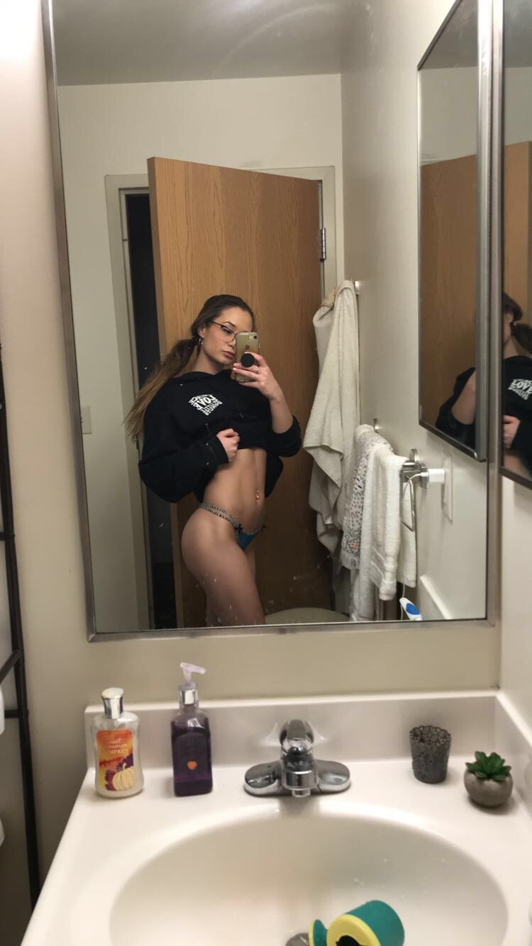 Gillian d #DHyLjAY6