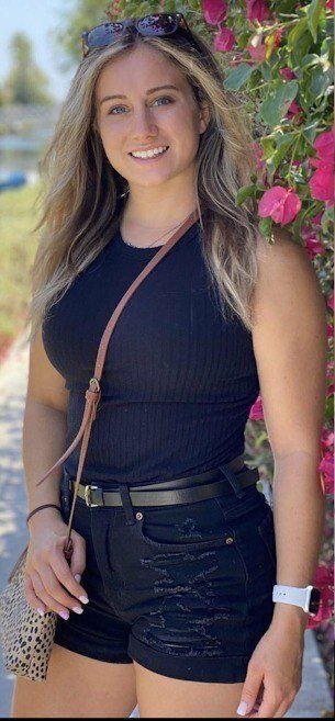 Cumslut Mary uses cum as moisturizer #9OxEBRC3