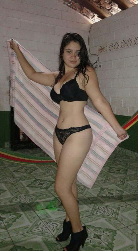 Puta culona hermosa #ryHY2Ti3