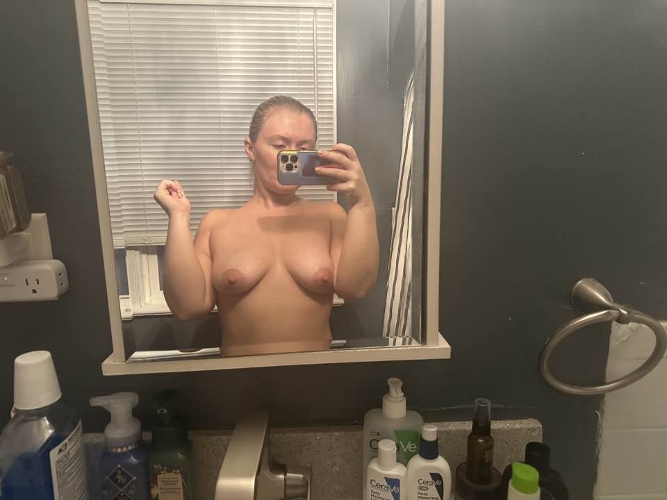 Hot gf added to my collection! Submit Yourself or Your Gf/Wife! Kik or dm! #M9O1Xyna