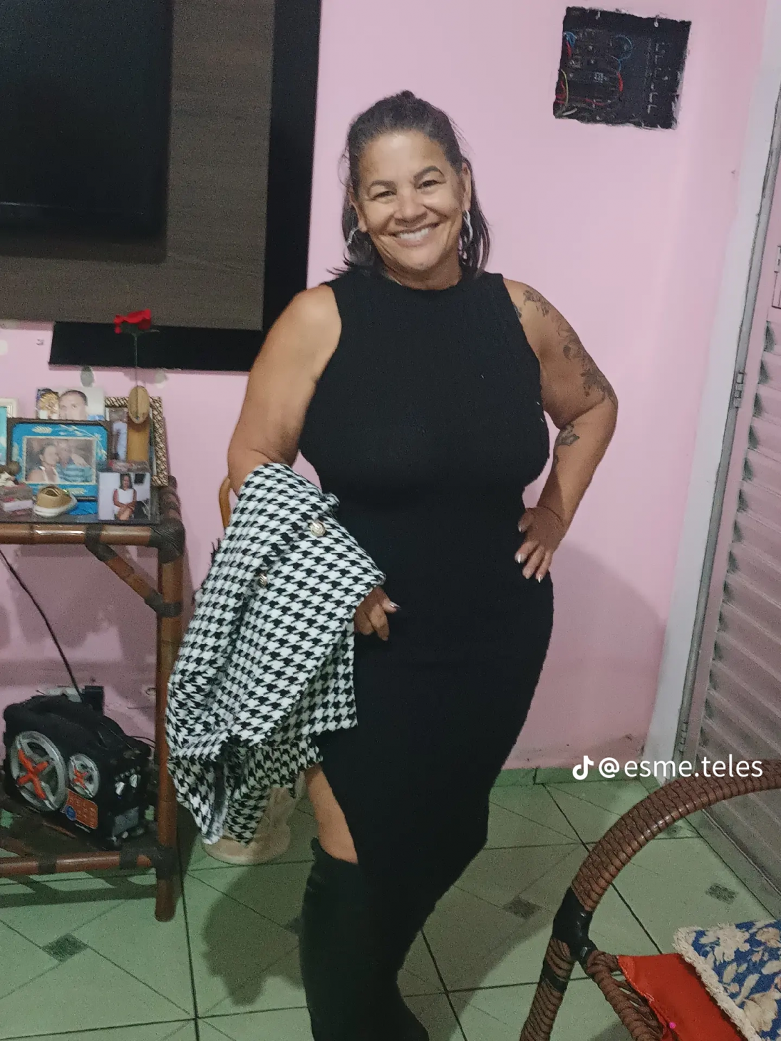 My slut 63 yrs mom big ass sexy pussy she need young dick she like to fuck behind hard #o0V5HZAz