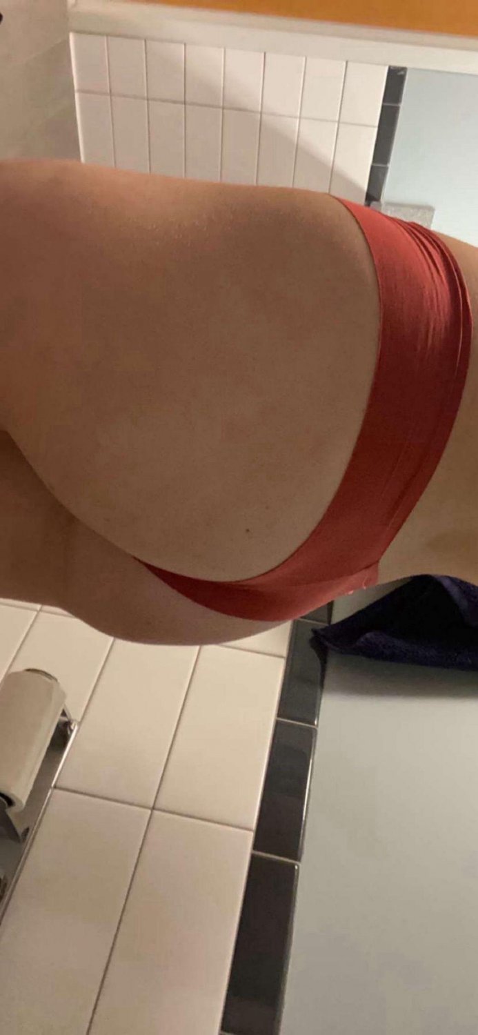 Cuck sharing more of his sexy slut #GVZ0W5to
