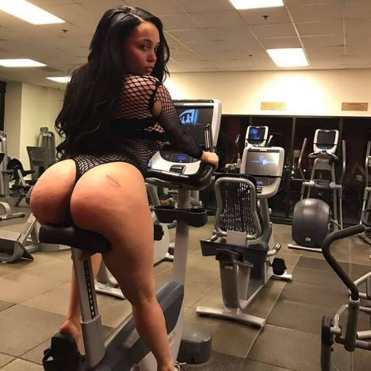 Her ass #9oOUi7fh