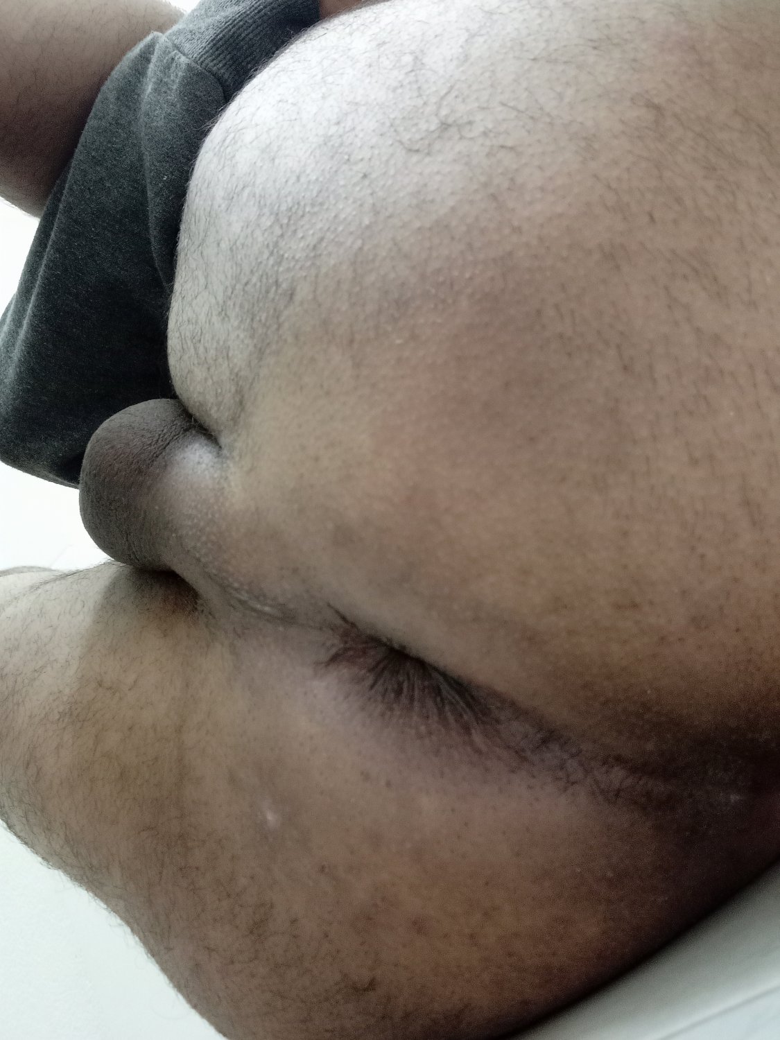 Pau duro e cuzinho lisinho #Gz3h2NW3