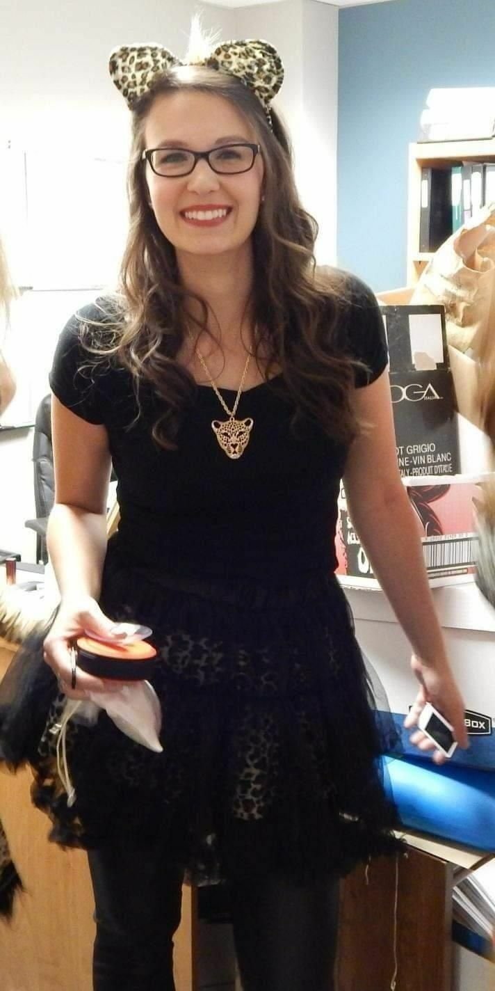 Hottie coworker Lora Barazuollou #zqj2Wj0A