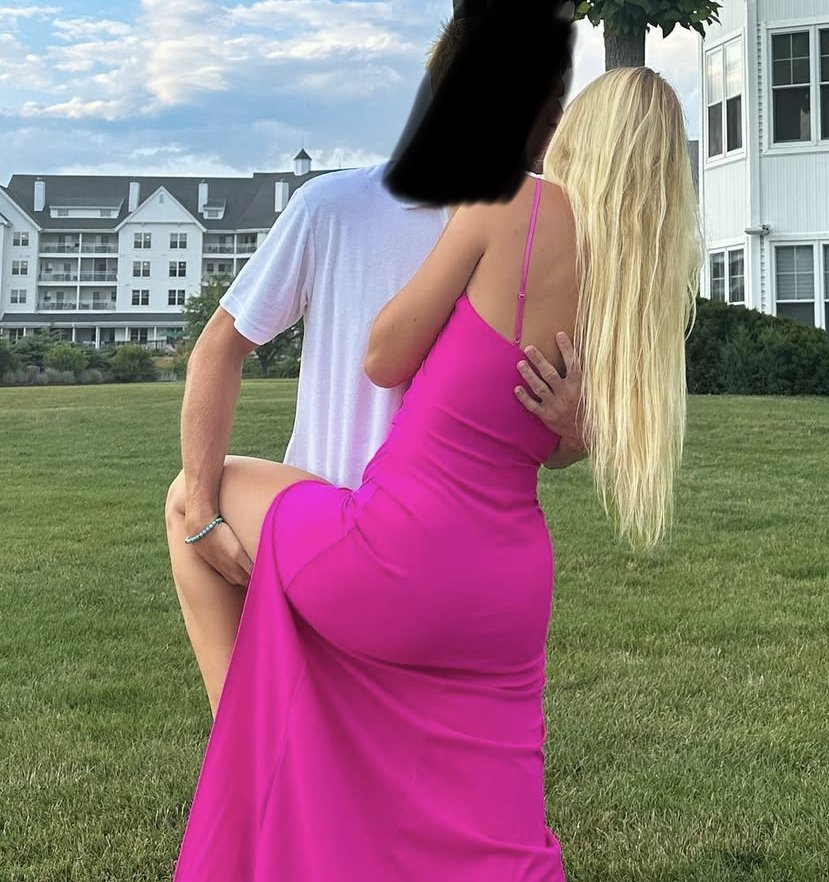 LibbyAnn is absolute goon fuel, hard to find a tall blonde with her thickness. incredible hip width #1pkrNYap