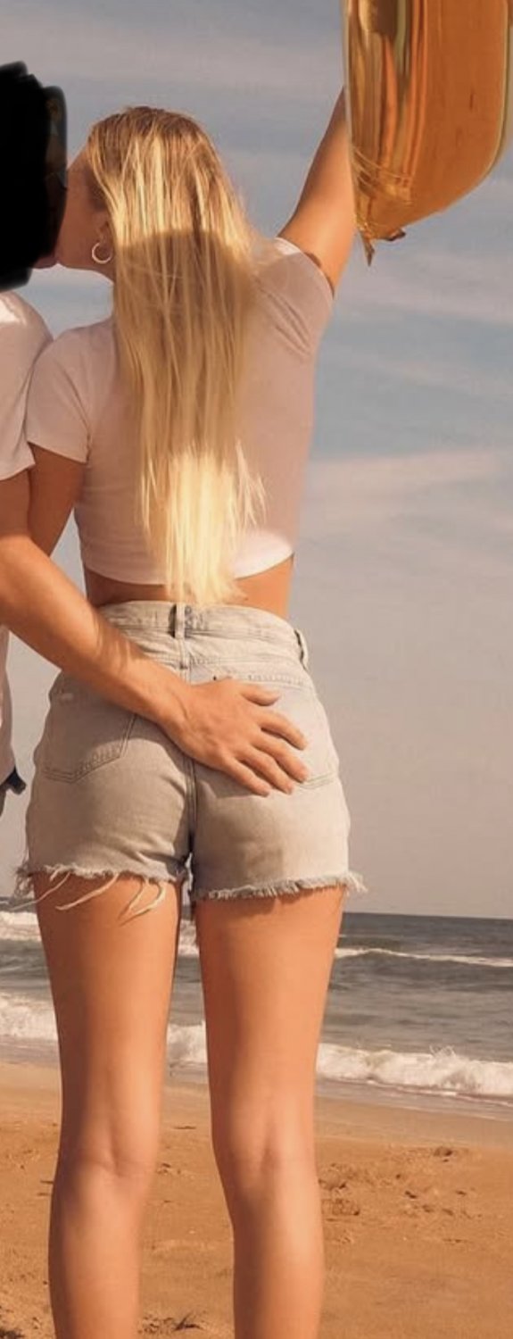 LibbyAnn is absolute goon fuel, hard to find a tall blonde with her thickness. incredible hip width #agwrzrSb