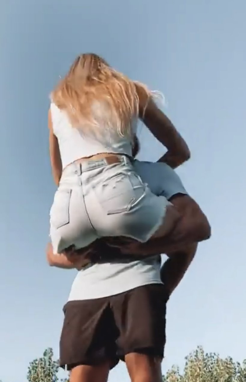 LibbyAnn is absolute goon fuel, hard to find a tall blonde with her thickness. incredible hip width #deWyiacZ