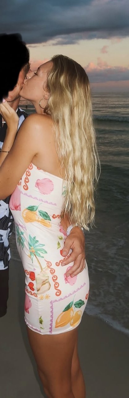 LibbyAnn is absolute goon fuel, hard to find a tall blonde with her thickness. incredible hip width #nHJd2wsg
