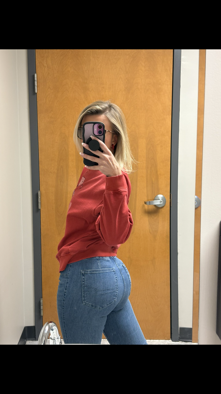 Twitter bitch w/ nice ass #pJkb55Iu
