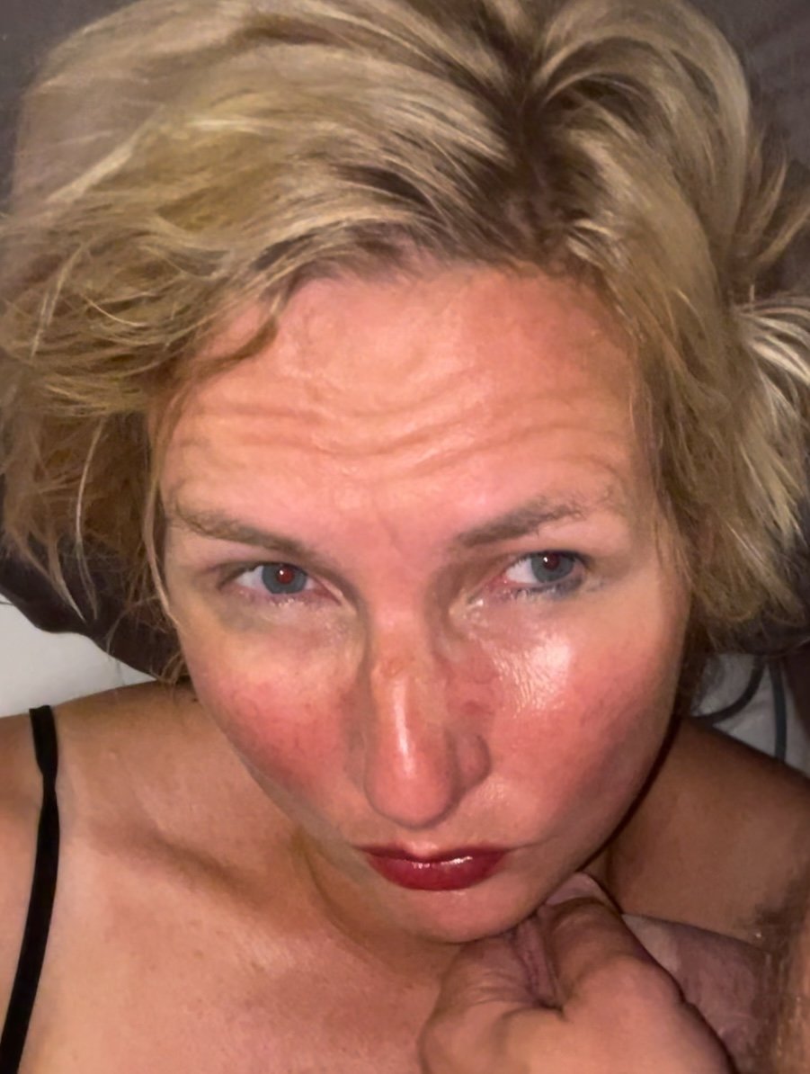 Whore Anna #P84t28rk