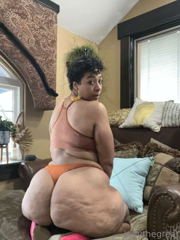 with the badonkadonk #xpwex2gD