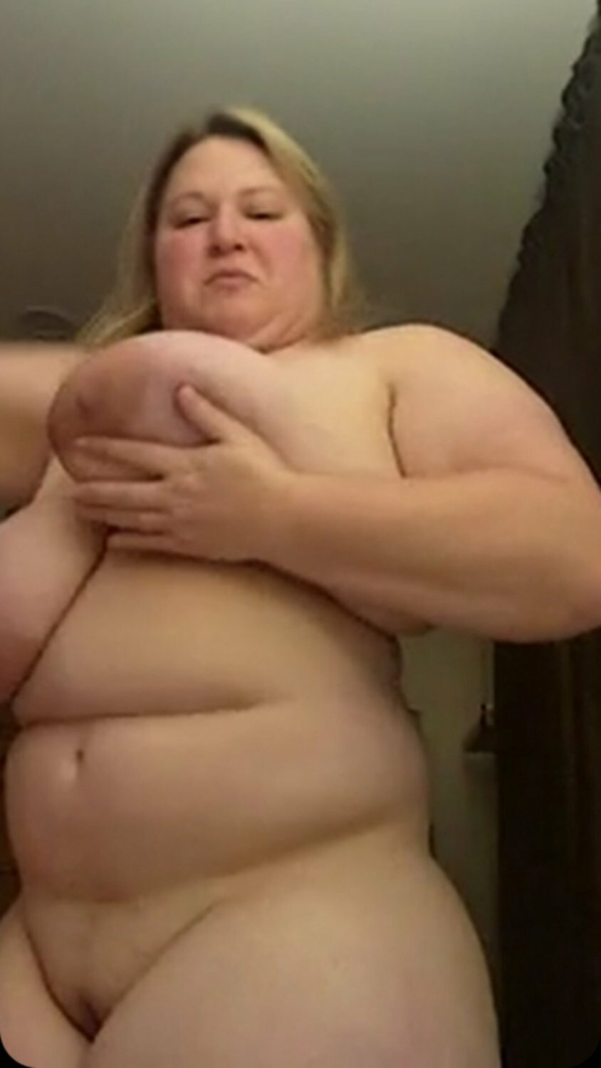 Udders Beth #HmApINmb