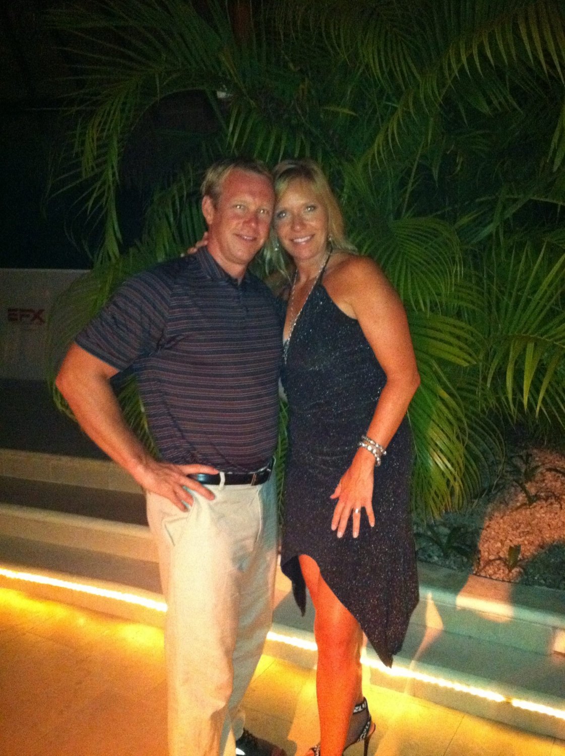 Blonde Beach MILF #MvcphftO