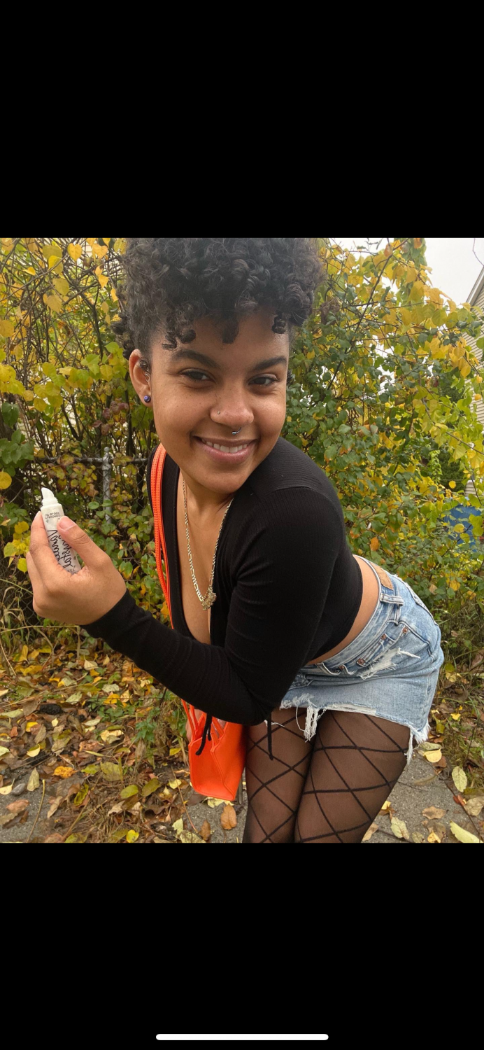 She used to be a security guard at my school #xklGY4IQ