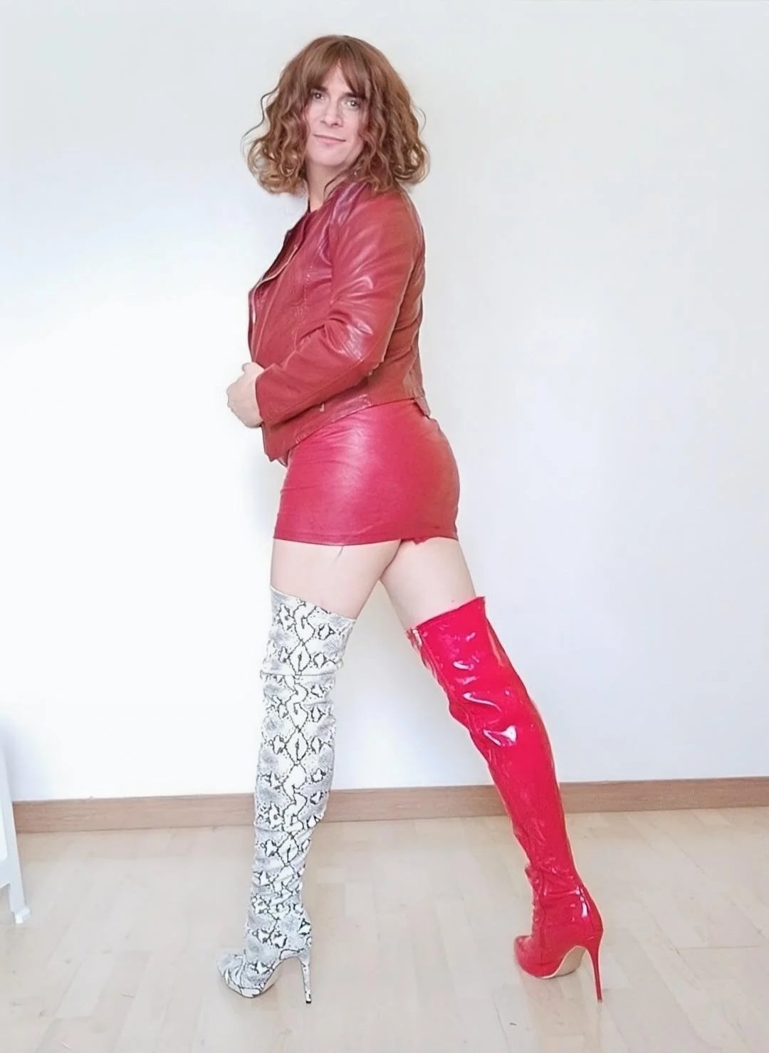 Vanessa Neorrabioso, escort Transvestite from Madrid in her Hooker Boots #uOMBN4Tt
