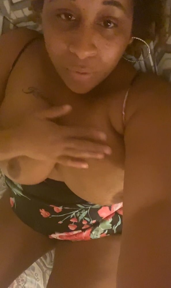 Krissypooh1990 from IG aka sexy redbone onlyfans #1IzBQyRg
