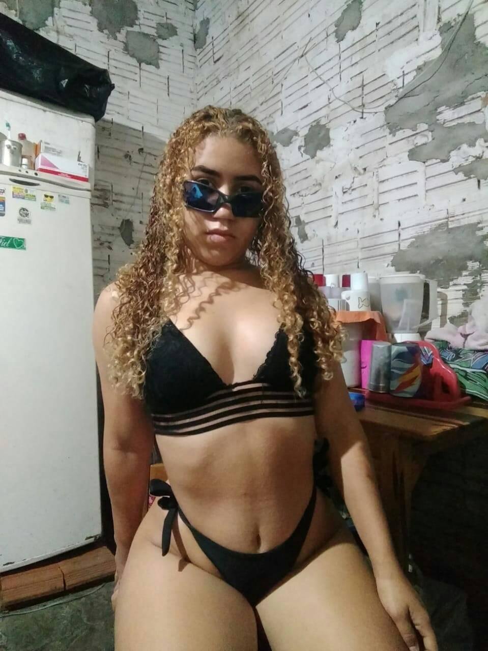 Novinha safada do bundão gostoso 🥵😋 🤤😈 #c55GSA8Q