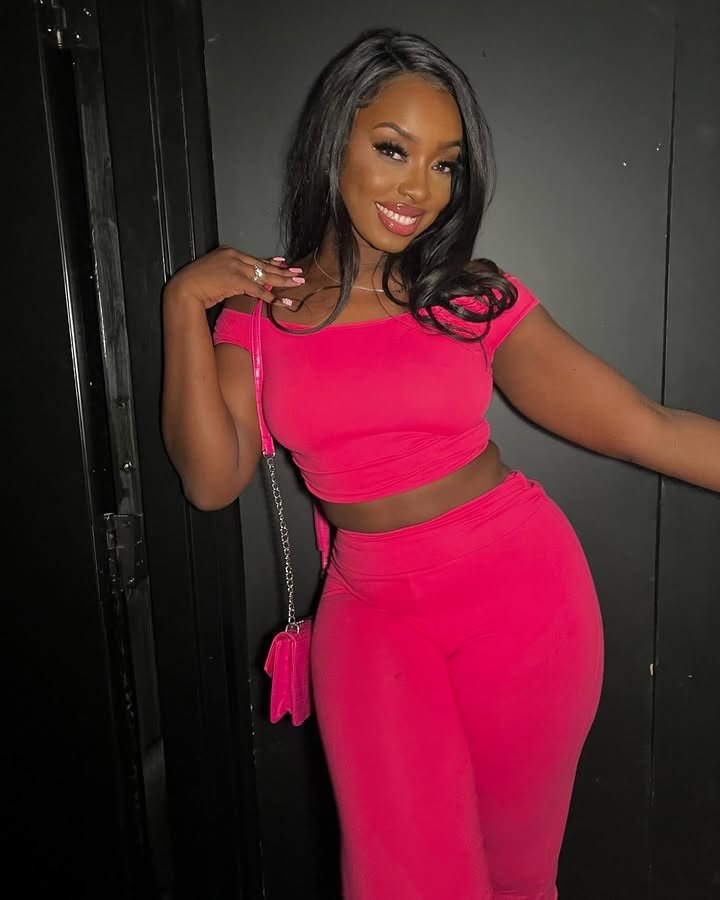 Ebony #dFBb9hPc