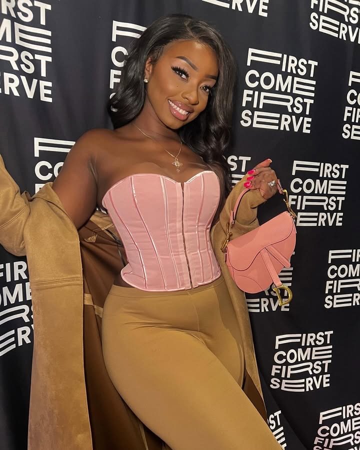 Ebony #kQlxaEyX