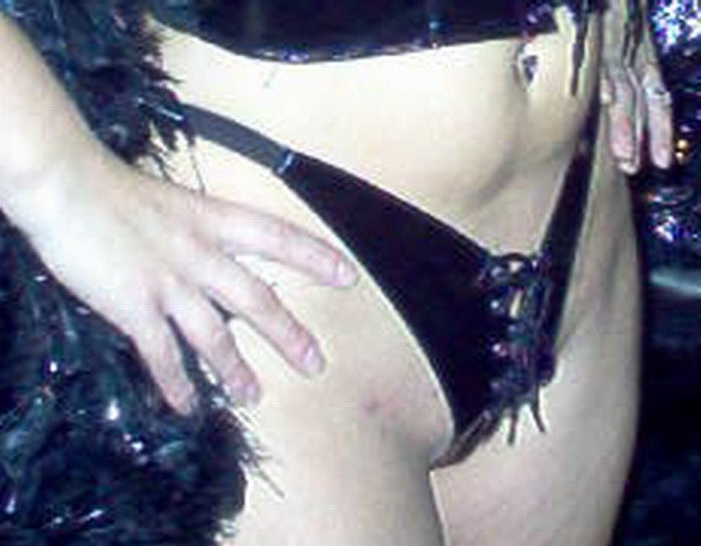 Horny milf #pP6ceMf7