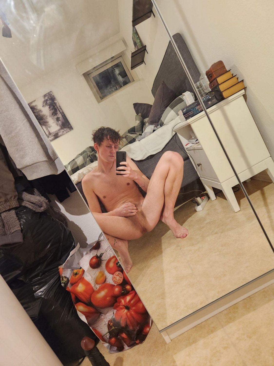 Kik liittleemee,humiliation, degrade,exposure, slut, fag send messages humiliating this fag #vG6vbFSg