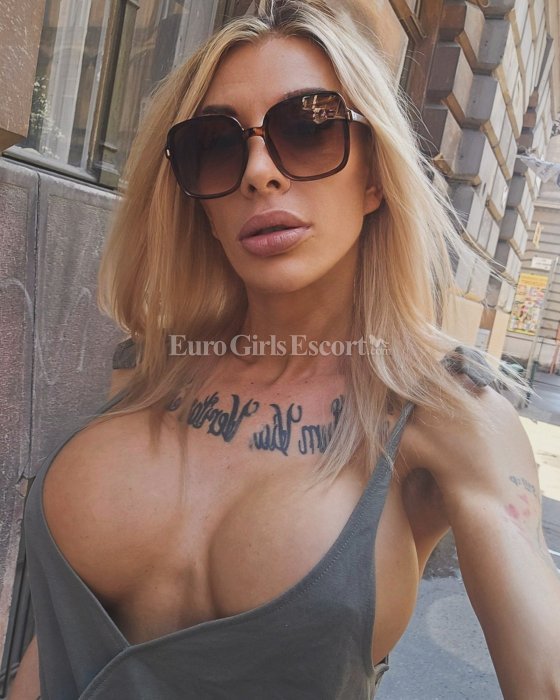 Nina-Hungarian Shemale #gL8cGaUi