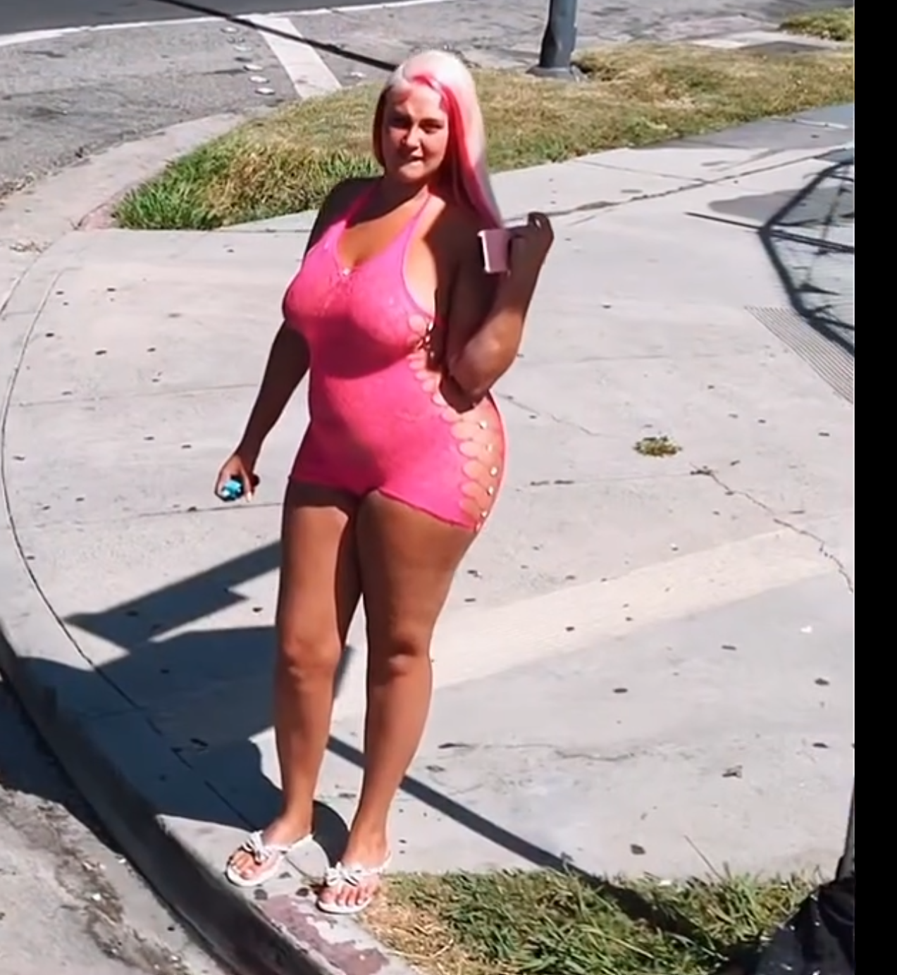Figueroa Street Hooker #1233 #W0nS240C