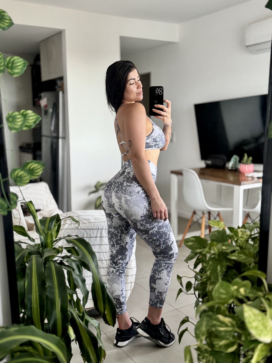 Hold my back while you fuck me really hard from behind #8bBVrTFD