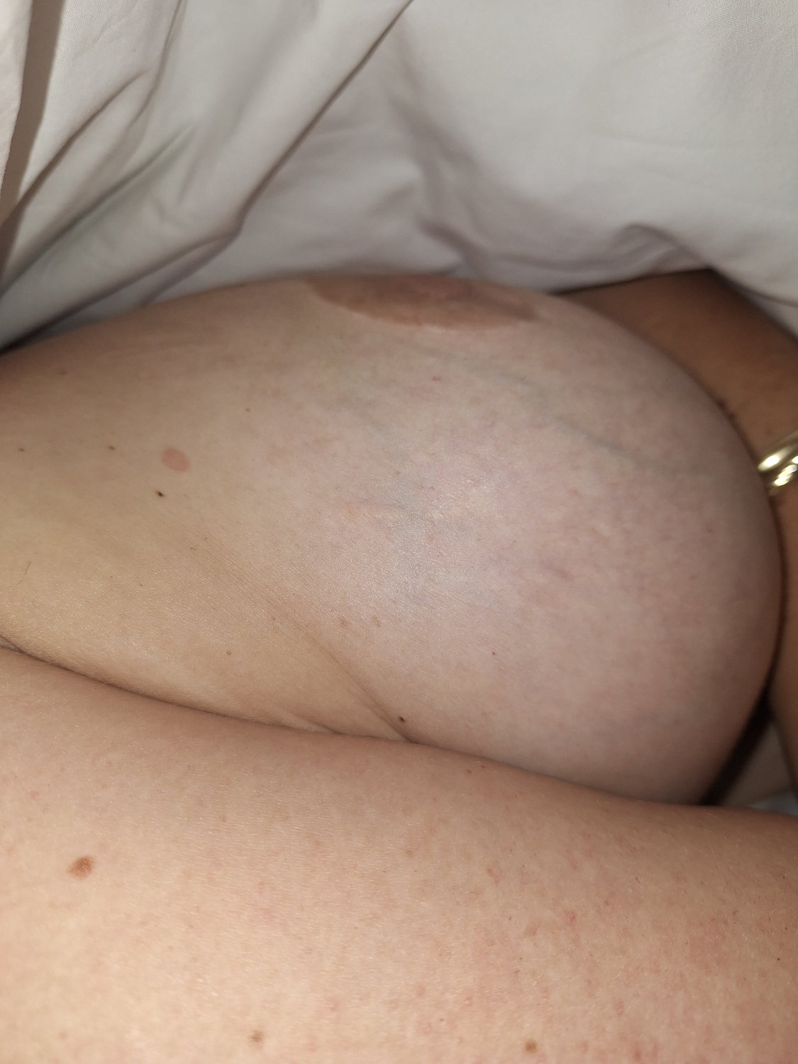 Unaware exposed big natural boobs #poBlD442