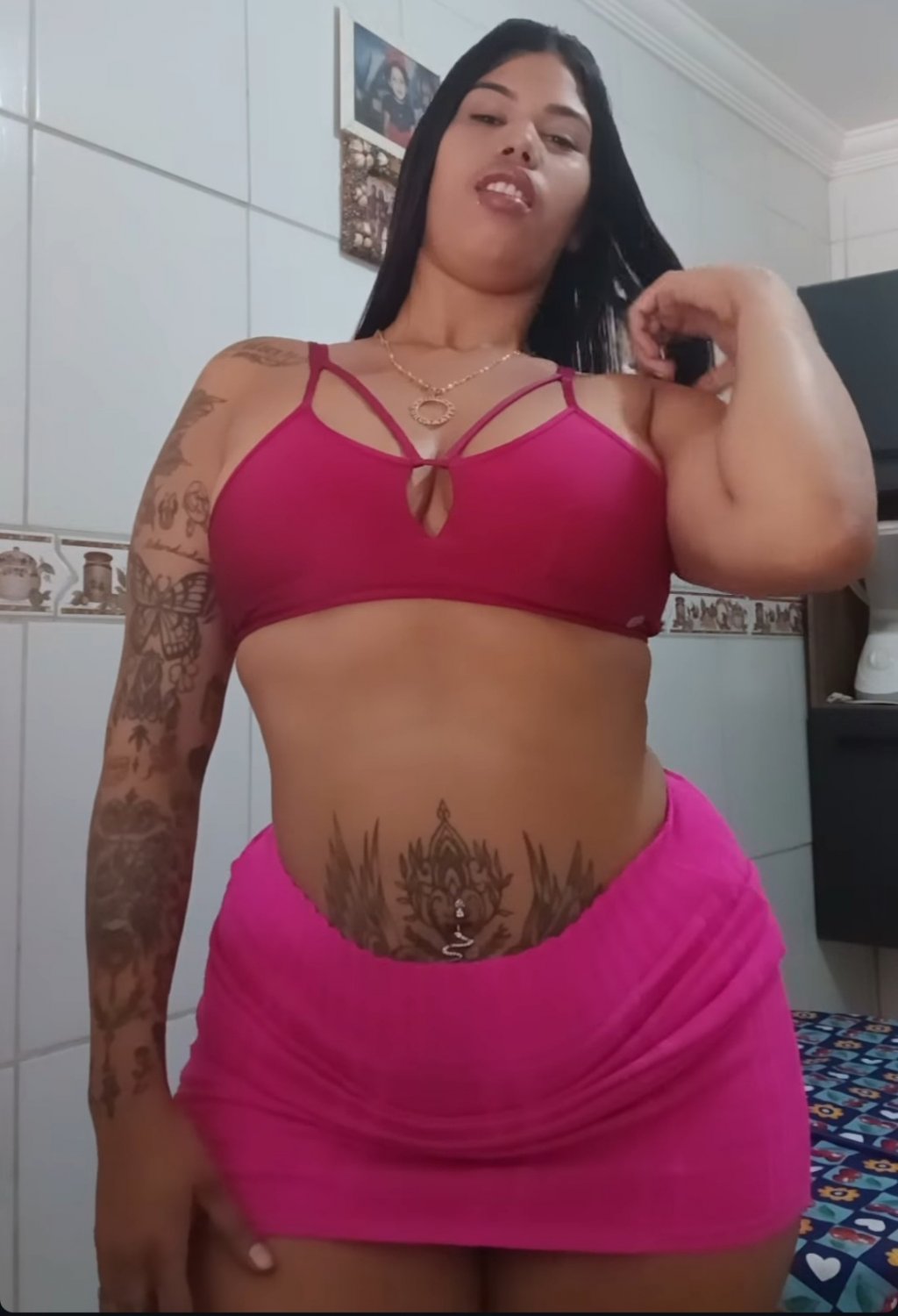 A grandona essa é gostosa e safada #xCzcfKOy