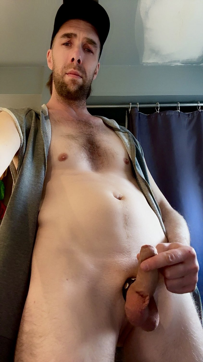 Bath and shaved a bit for new cage coming in . Ill need chastity for a long time to avoid touching! #TuBcAByT