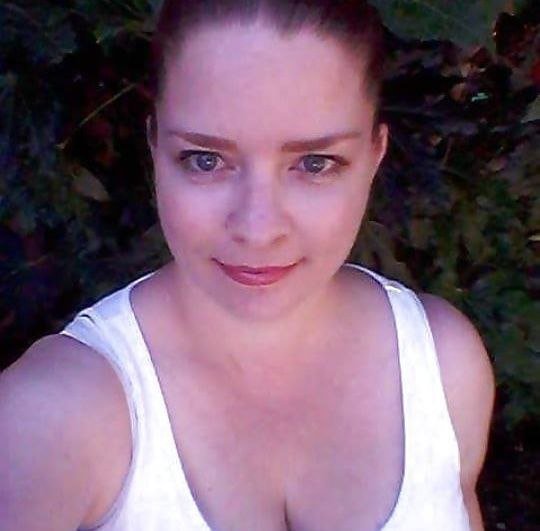 50 year old April #PTvx9zkM