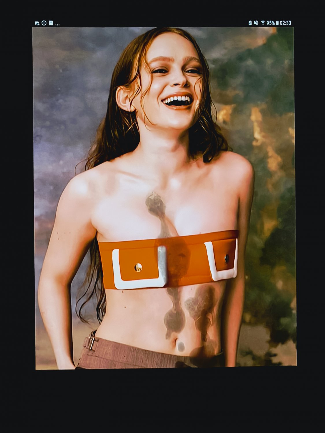 Using Sadie Sink amazing abs as my cumrag #jhvVgXgt