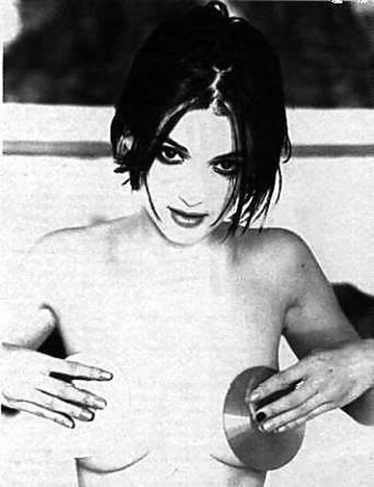 Winona Ryder #Z360Mj8y