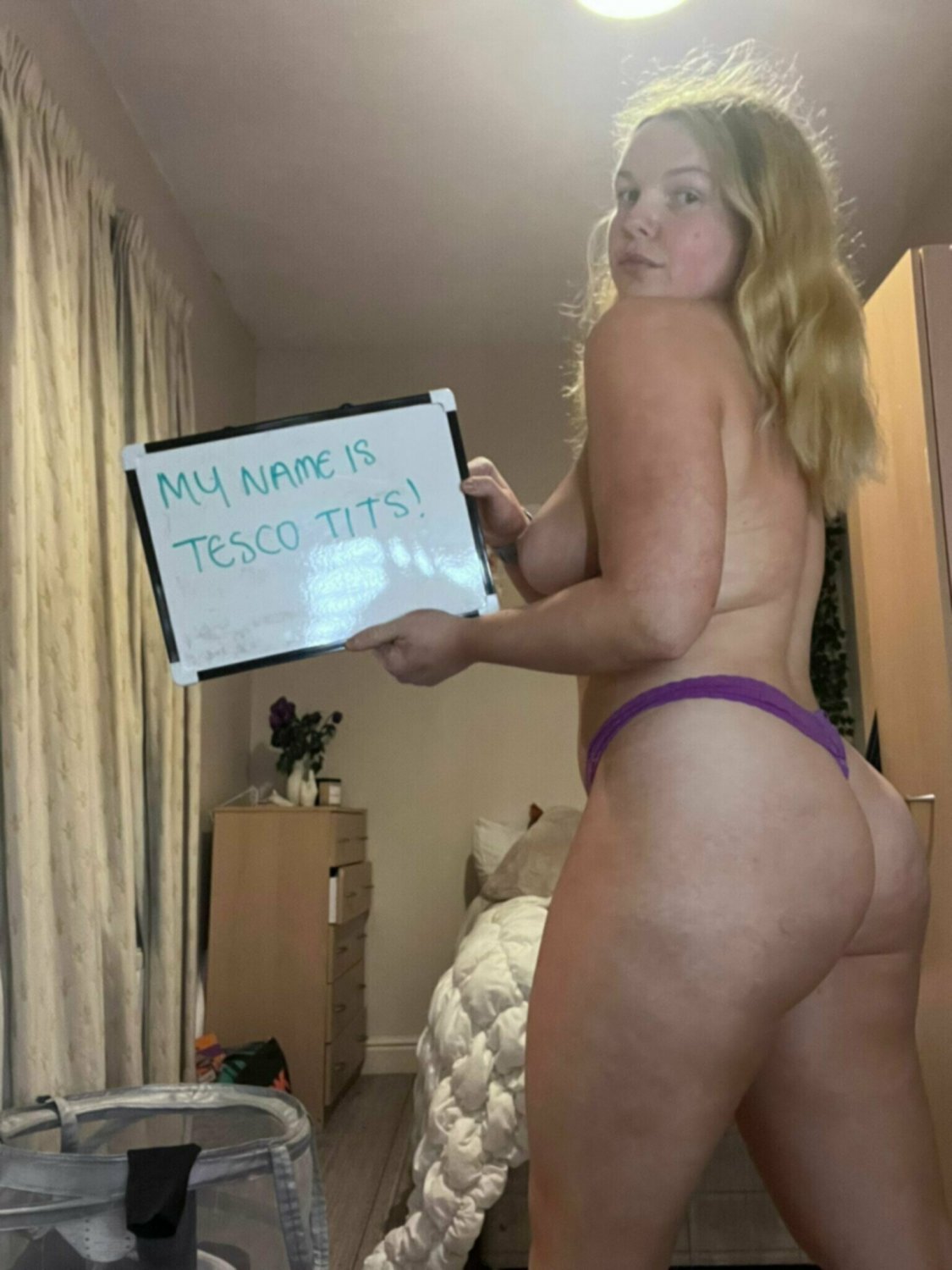 Stupid worthless bitch Abigail Pritchett aka TescoTits from Bradford, UK exposed hard ! ππ€£ #qG0YmH5v