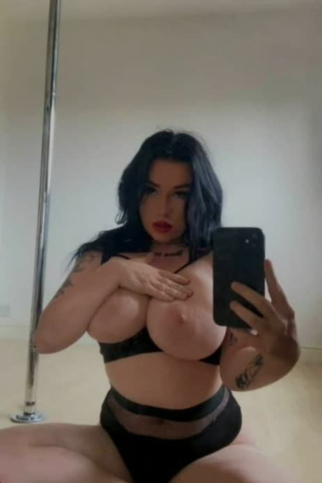  #FsQGHyk9