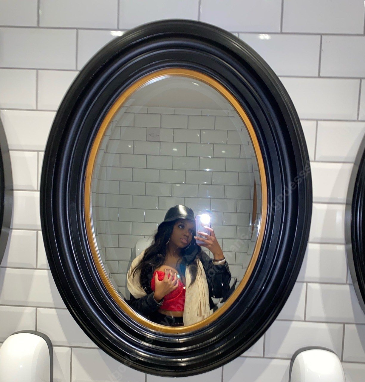 Sharon T, Uk #E9vqwBtM